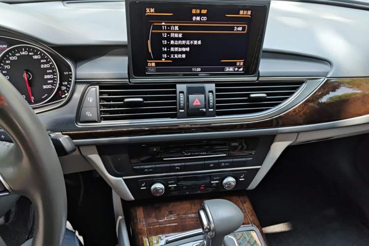 Used Audi A6L 2012 30 FSI Luxury Model Audio And AC Panel