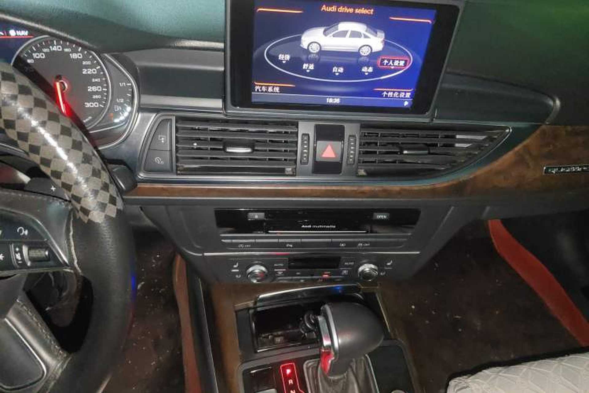 Used Audi A6L 2012 50 TFSI quattro Luxury Model Audio And AC Panel