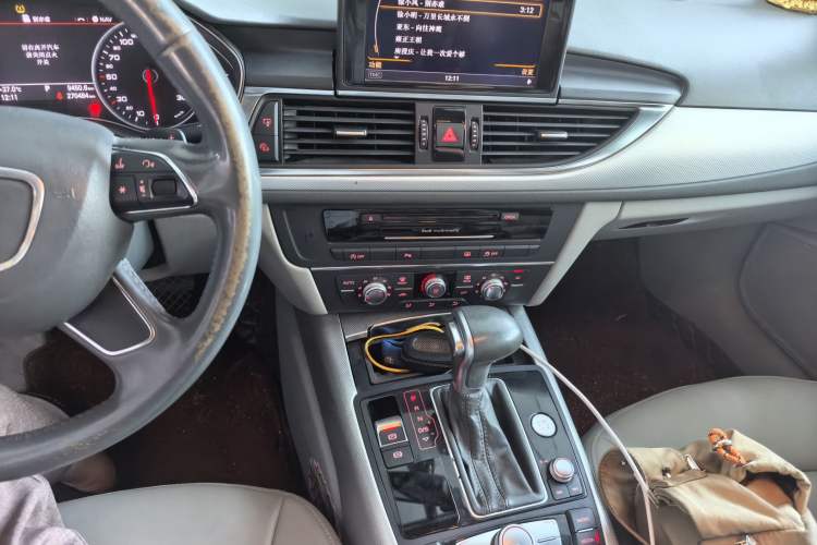Used Audi A6L 2012 TFSI Standard Model Audio And AC Panel