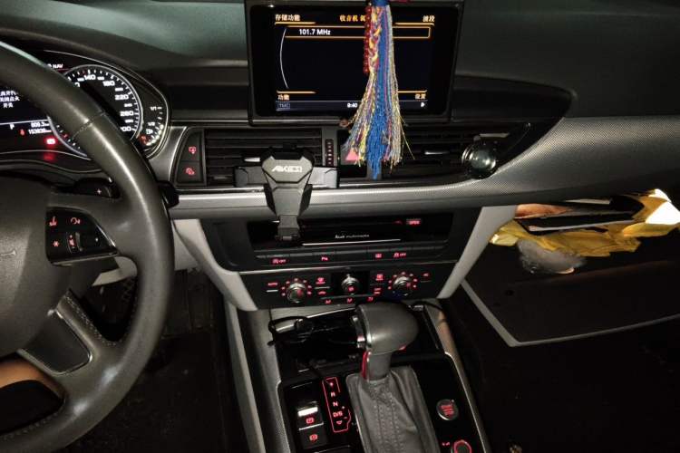 Used Audi A6L 2012 TFSI Standard Model Audio And AC Panel