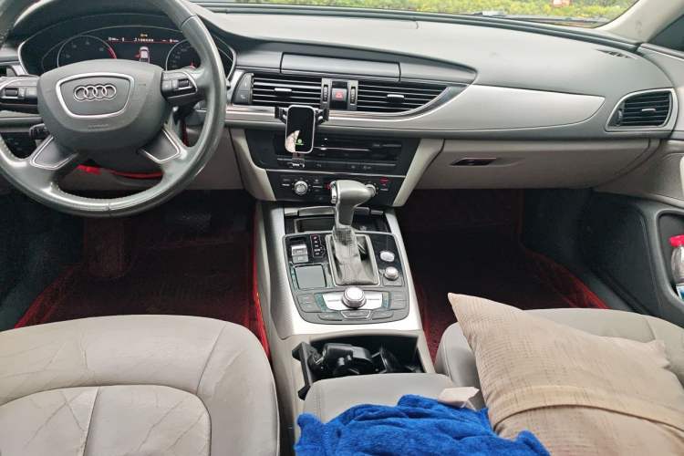 Used Audi A6L 2012 TFSI Standard Model Audio And AC Panel