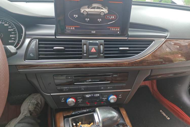 Used Audi A6L 2012 30 FSI Comfort Model Audio And AC Panel