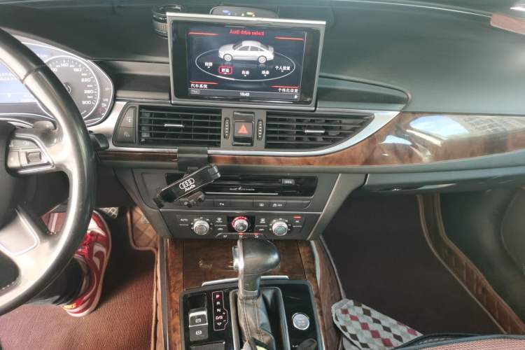 Used Audi A6L 2012 TFSI Standard Model Audio And AC Panel