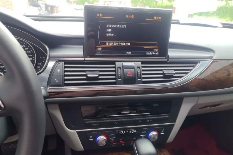 Used Audi A6L 2012 30 FSI Comfort Model Audio And AC Panel