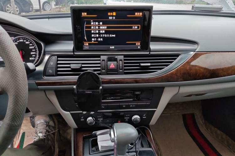 Used Audi A6L 2012 30 FSI Luxury Model Audio And AC Panel