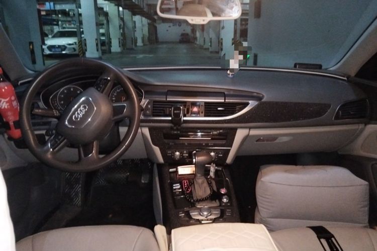 Used Audi A6L 2012 30 FSI Technology Edition Center Console