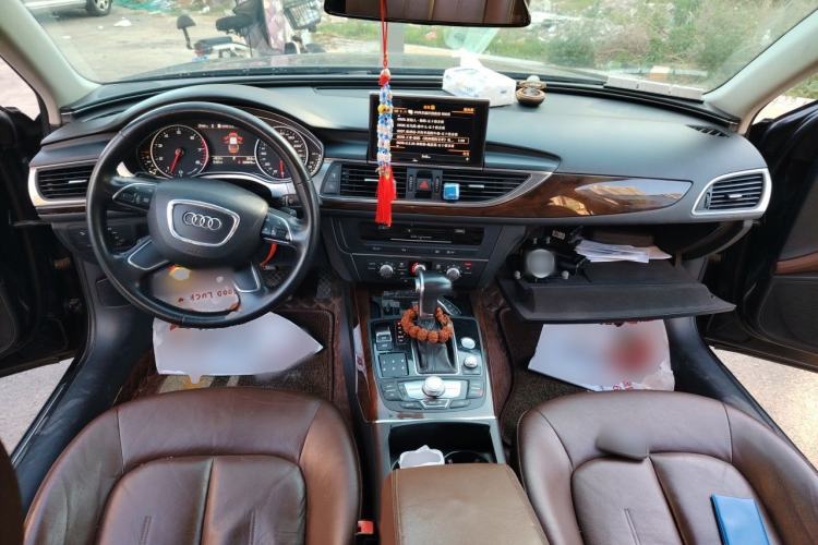 Used Audi A6L 2012 30 FSI Technology Edition Center Console