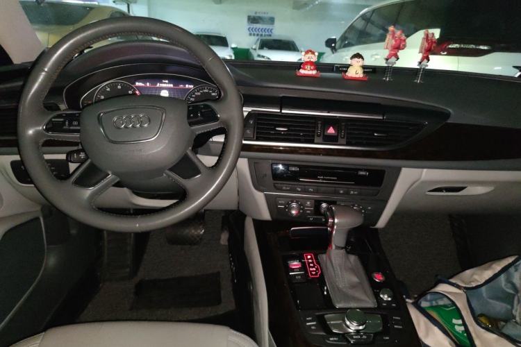 Used Audi A6L 2012 TFSI Standard Model Center Console