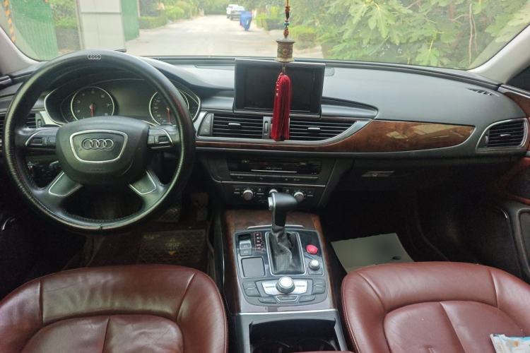 Used Audi A6L 2012 30 FSI Technology Edition Center Console