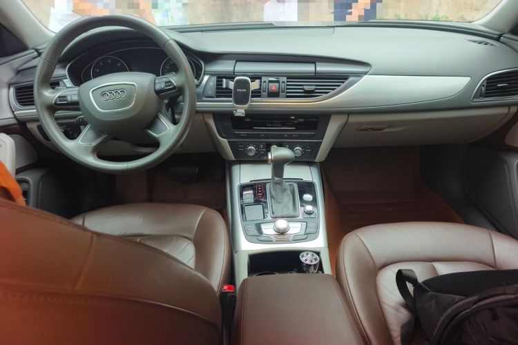 Used Audi A6L 2012 TFSI Standard Model Center Console