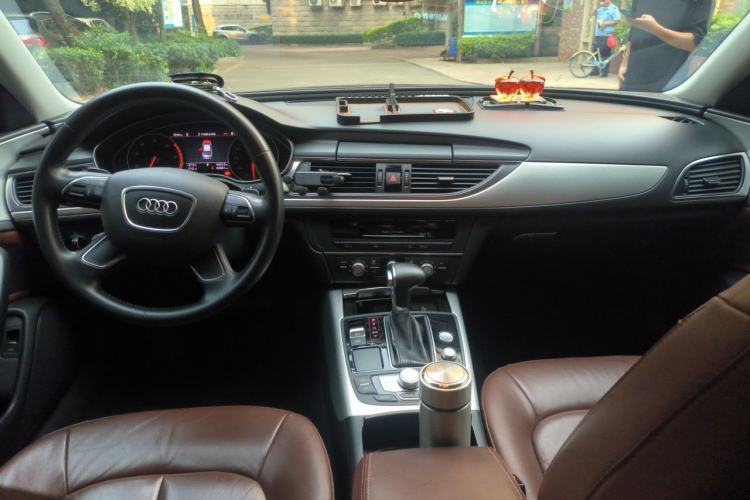 Used Audi A6L 2012 TFSI Standard Model Center Console
