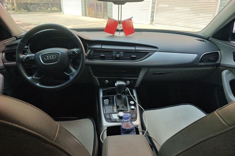 Used Audi A6L 2012 TFSI Comfort Model Center Console