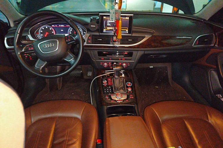 Used Audi A6L 2012 TFSI Standard Model Center Console