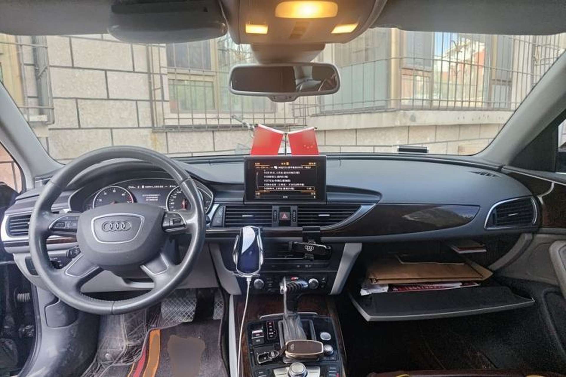Used Audi A6L 2012 35 FSI Luxury Model Center Console