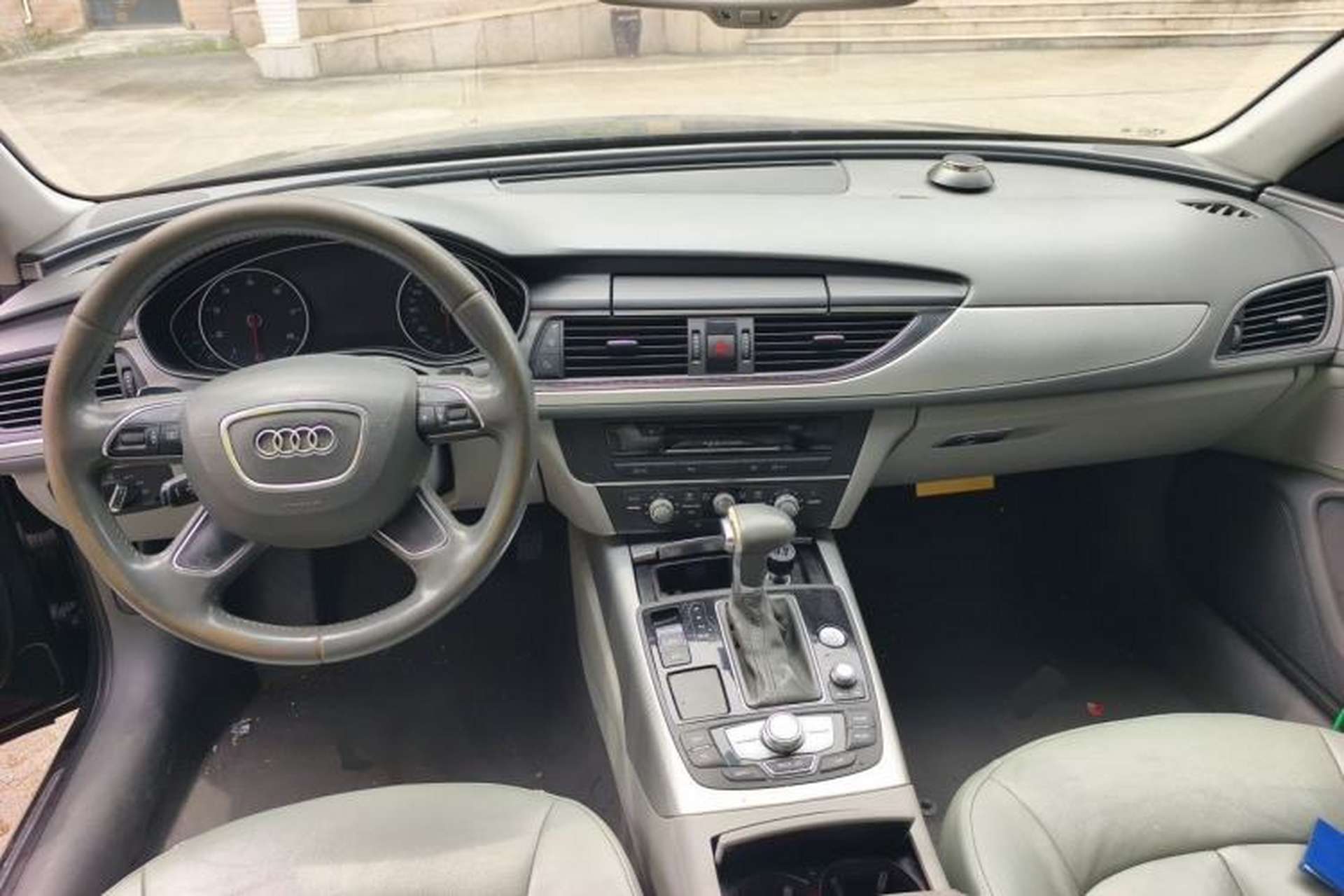 Used Audi A6L 2012 TFSI Standard Model Center Console