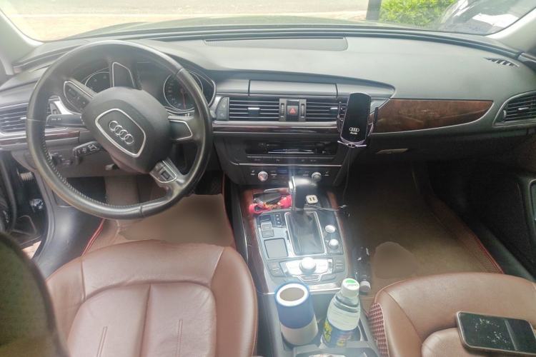Used Audi A6L 2012 30 FSI Comfort Model Center Console