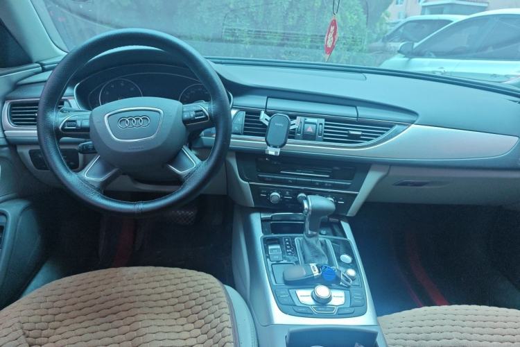 Used Audi A6L 2012 TFSI Standard Model Center Console
