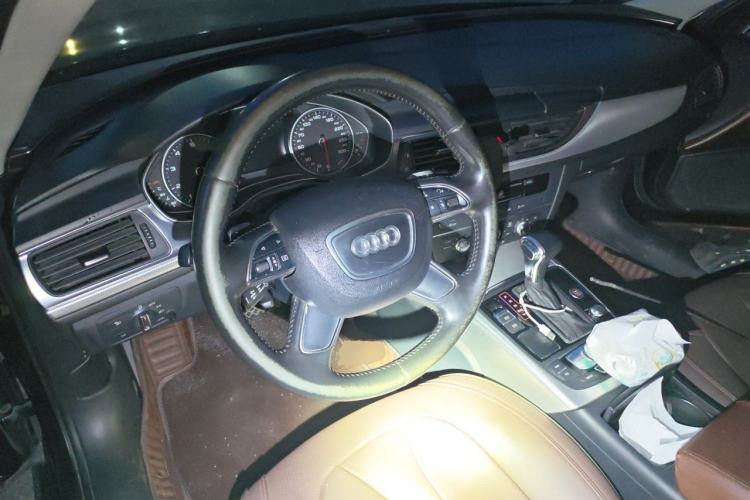 Used Audi A6L 2012 TFSI Standard Model Center Console