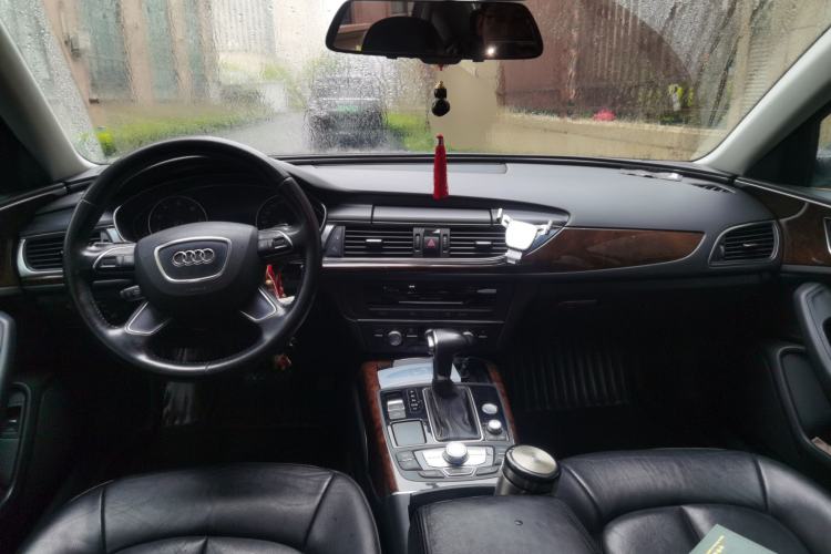 Used Audi A6L 2012 TFSI Standard Model Center Console