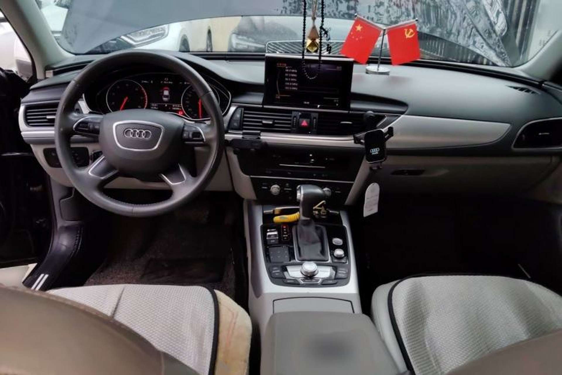 Used Audi A6L 2012 TFSI Standard Model Center Console