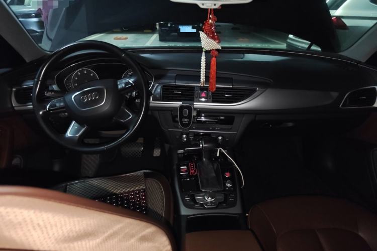 Used Audi A6L 2012 30 FSI Technology Edition Center Console