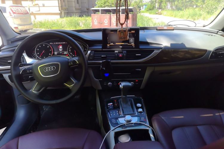Used Audi A6L 2012 TFSI Standard Model Center Console