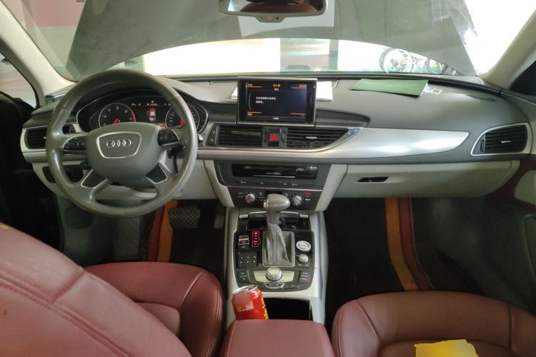 Used Audi A6L 2012 30 FSI Technology Edition Center Console