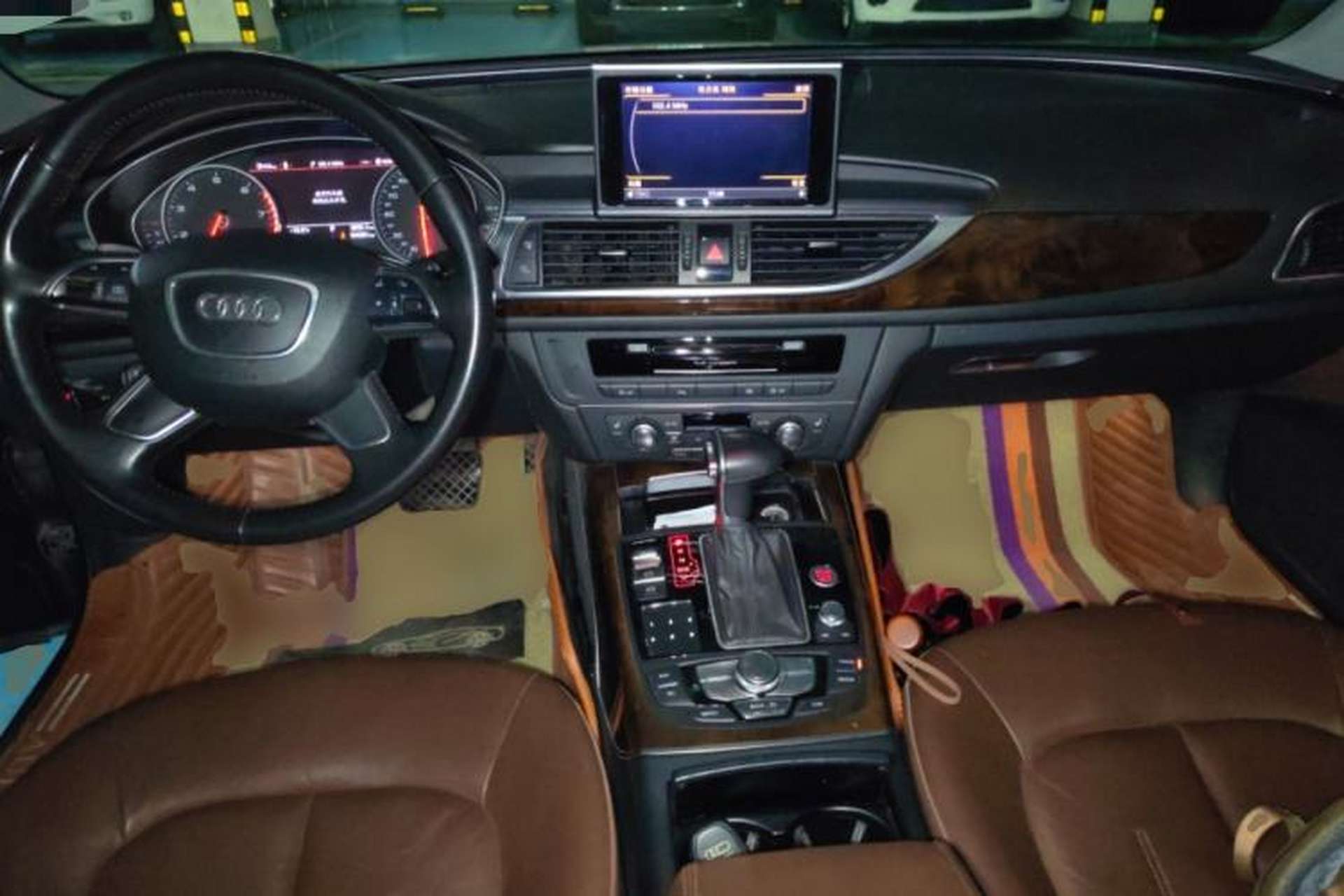 Used Audi A6L 2012 30 FSI Luxury Model Center Console