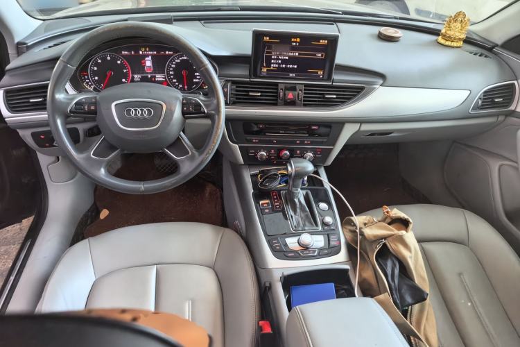 Used Audi A6L 2012 TFSI Standard Model Center Console