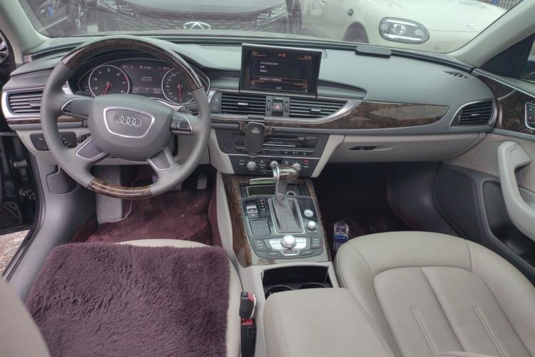 Used Audi A6L 2012 30 FSI Technology Edition Center Console