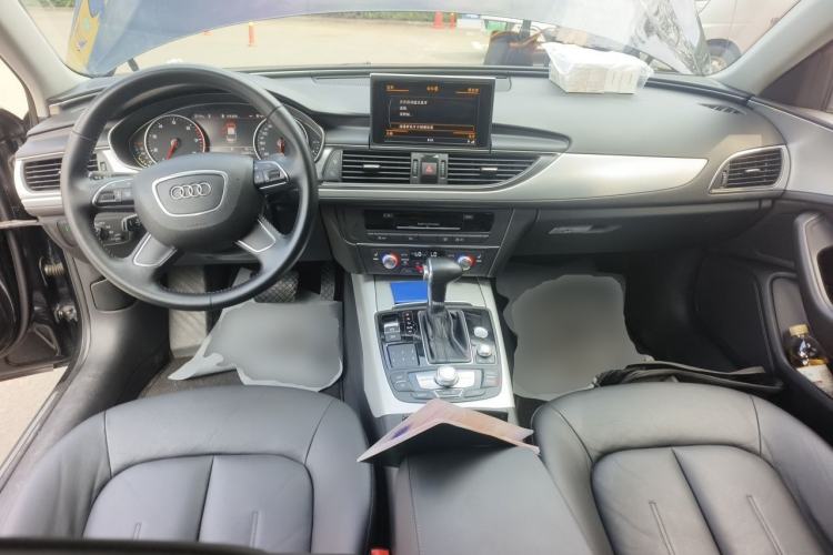 Used Audi A6L 2012 TFSI Comfort Model Center Console