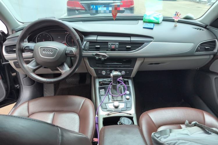 Used Audi A6L 2012 TFSI Standard Model Center Console