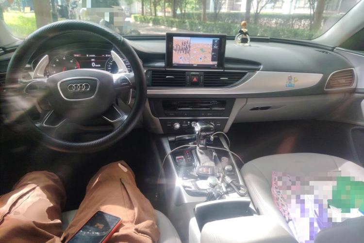 Used Audi A6L 2012 30 FSI Technology Edition Center Console