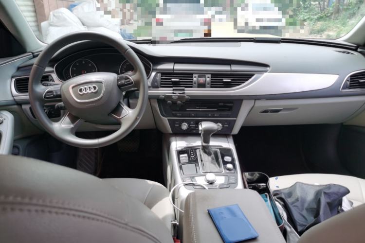 Used Audi A6L 2012 TFSI Standard Model Center Console