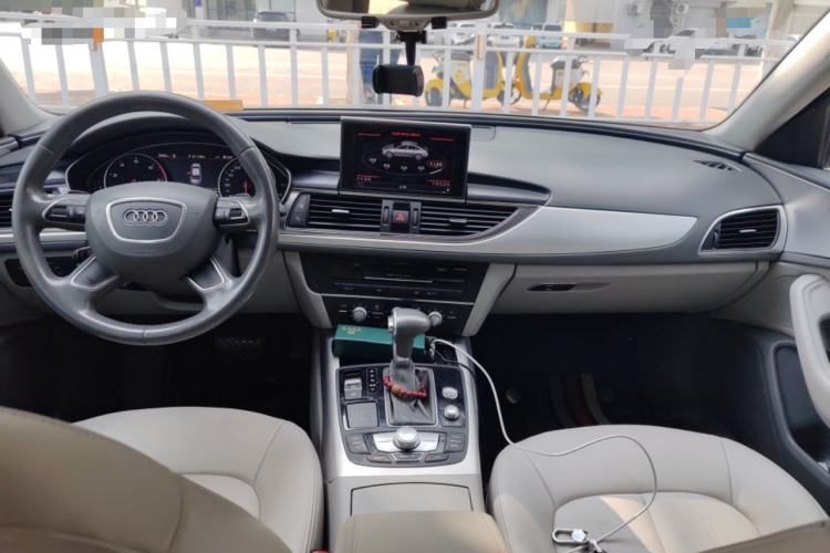 Used Audi A6L 2012 TFSI Standard Model Center Console