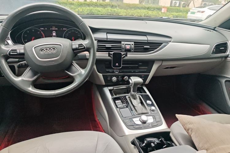Used Audi A6L 2012 TFSI Standard Model Center Console