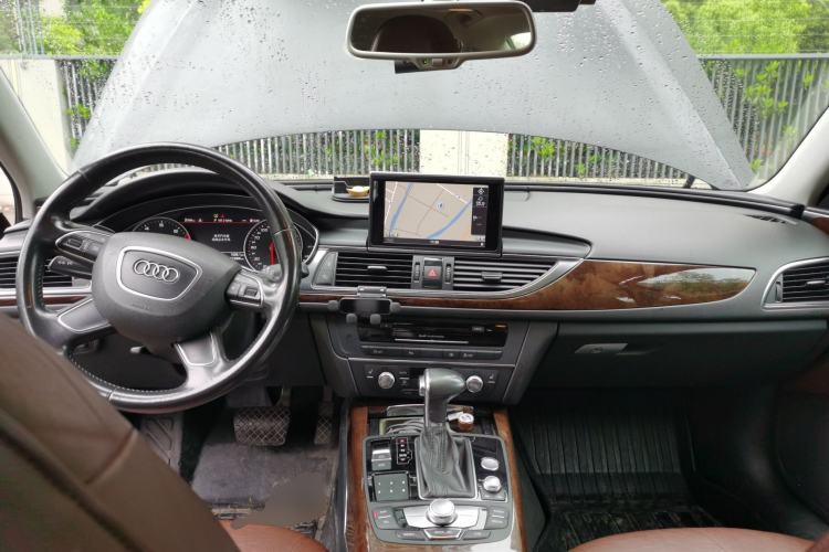 Used Audi A6L 2012 30 FSI Technology Edition Center Console