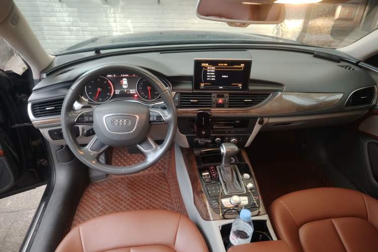 Used Audi A6L 2012 TFSI Standard Model Center Console