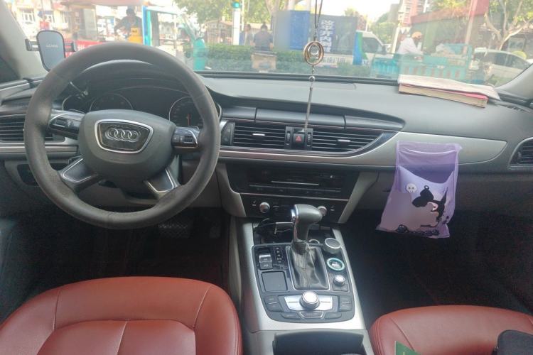 Used Audi A6L 2012 TFSI Comfort Model Center Console