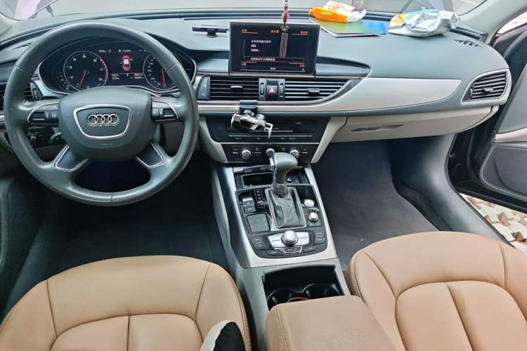 Used Audi A6L 2012 TFSI Standard Model Center Console