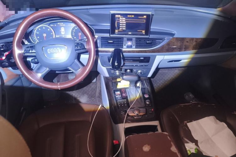 Used Audi A6L 2012 TFSI Standard Model Center Console