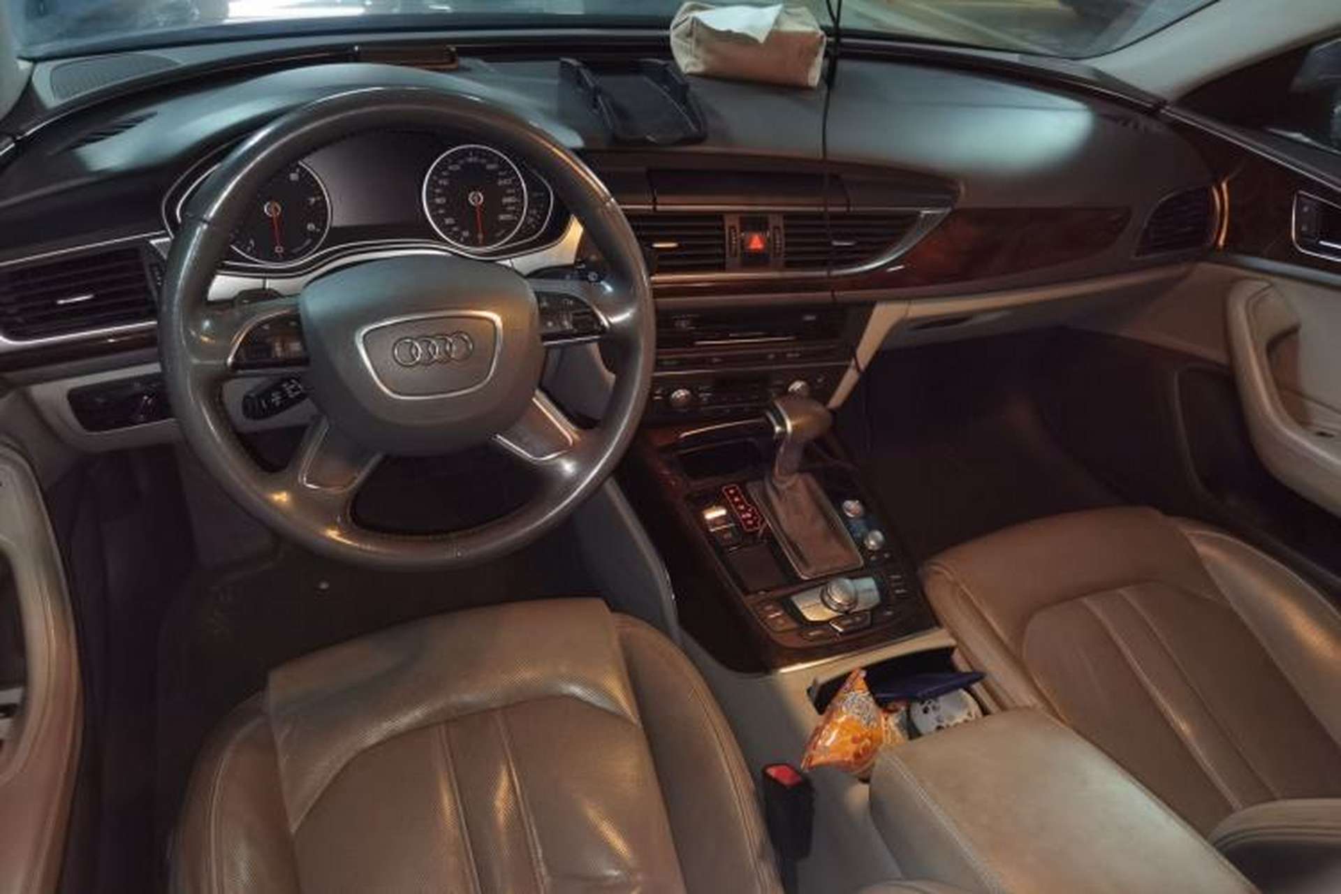 Used Audi A6L 2012 35 FSI Comfort Model Center Console