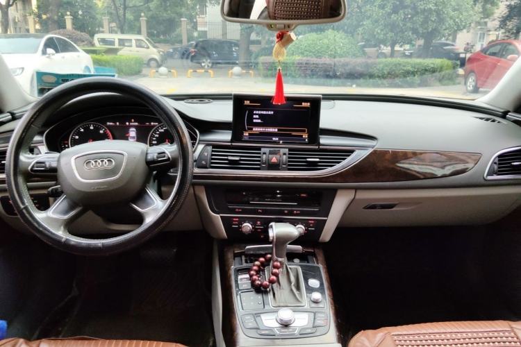 Used Audi A6L 2012 TFSI Standard Model Center Console