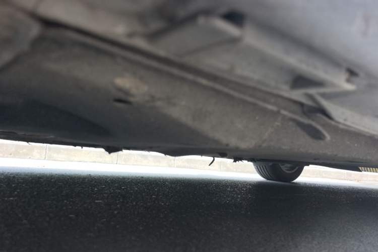 Used Audi A6L 2012 30 FSI Luxury Model Chassis Front Left