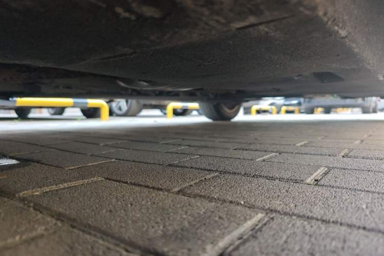 Used Audi A6L 2012 TFSI Standard Model Chassis Front Left
