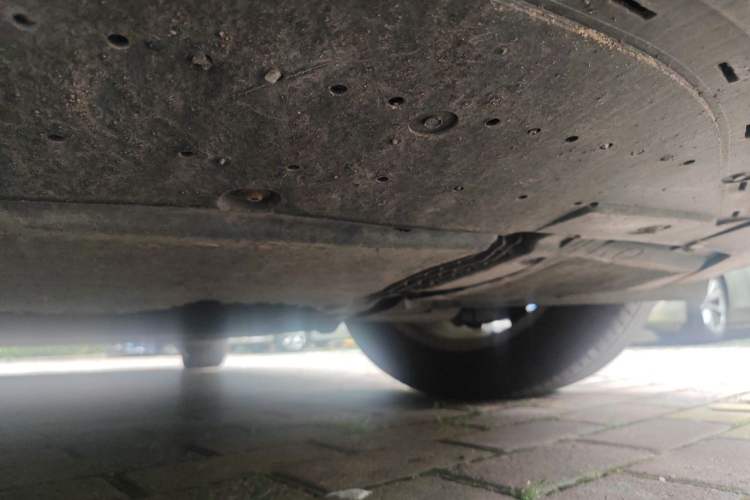 Used Audi A6L 2012 30 FSI Comfort Model Chassis Front Left