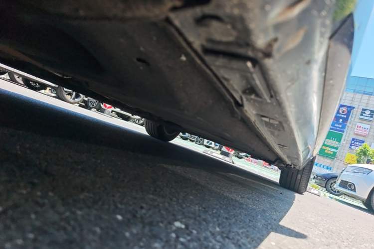 Used Audi A6L 2012 30 FSI Luxury Model Chassis Front Left