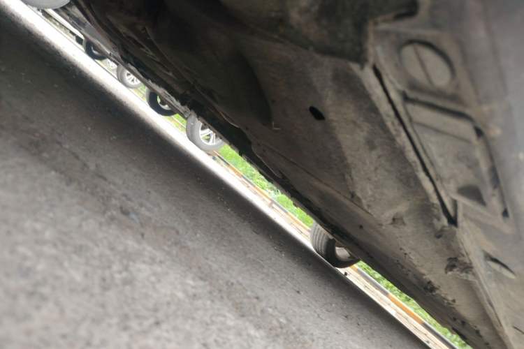 Used Audi A6L 2012 35 FSI Comfort Model Chassis Front Left