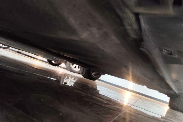 Used Audi A6L 2012 TFSI Standard Model Chassis Front Left
