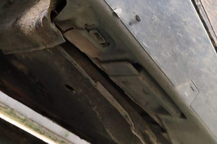 Used Audi A6L 2012 35 FSI Luxury Model Chassis Front Left